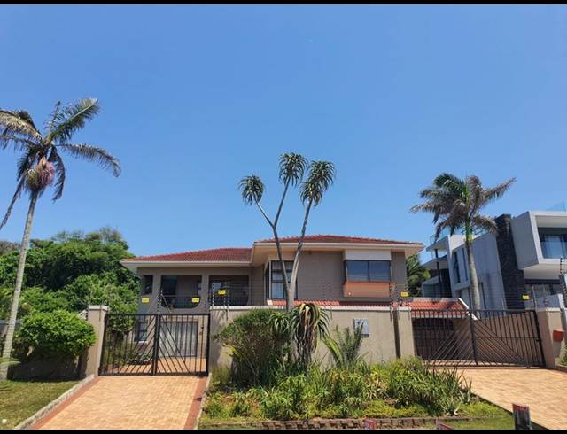 4 BEDROOM HOUSE FOR SALE IN UMHLANGA CENTRAL